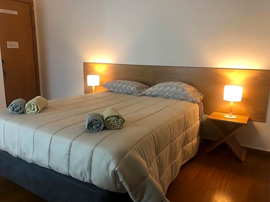 AZORES HOLIDAYS HOUSE -B&B - Suites - Self Check-in KEYBOARD