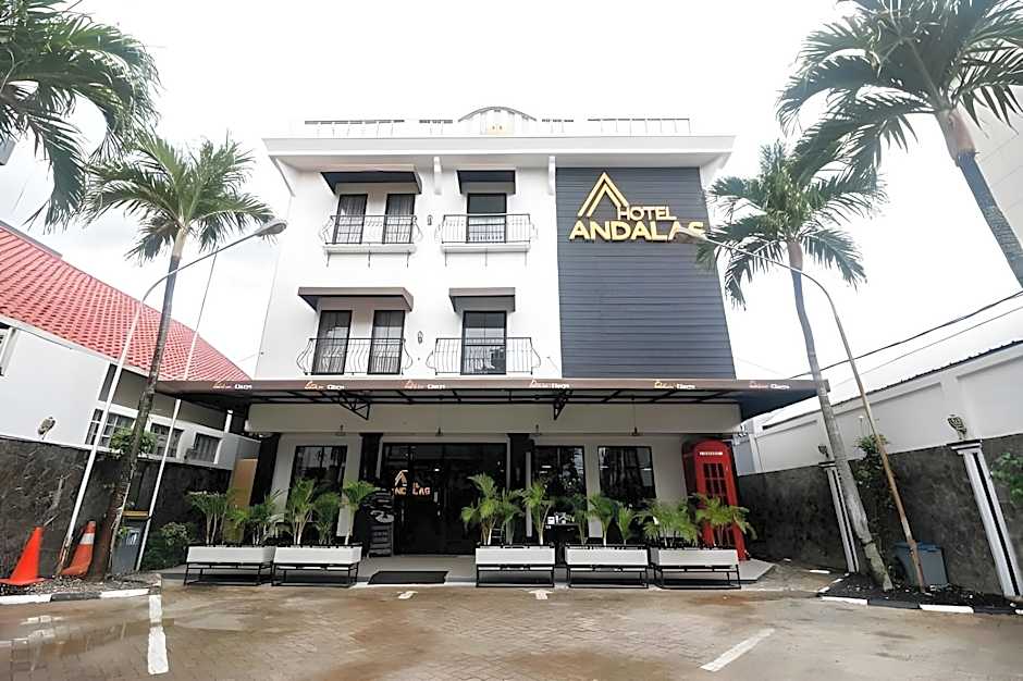 RedDoorz Plus @ Jalan Raden Intan Lampung