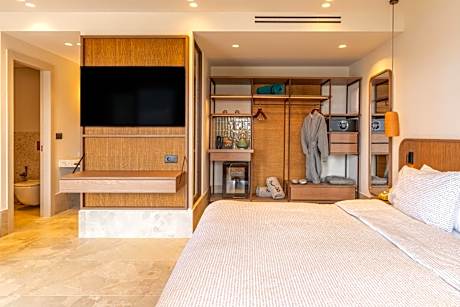 Loft Plunge Pool Sea View