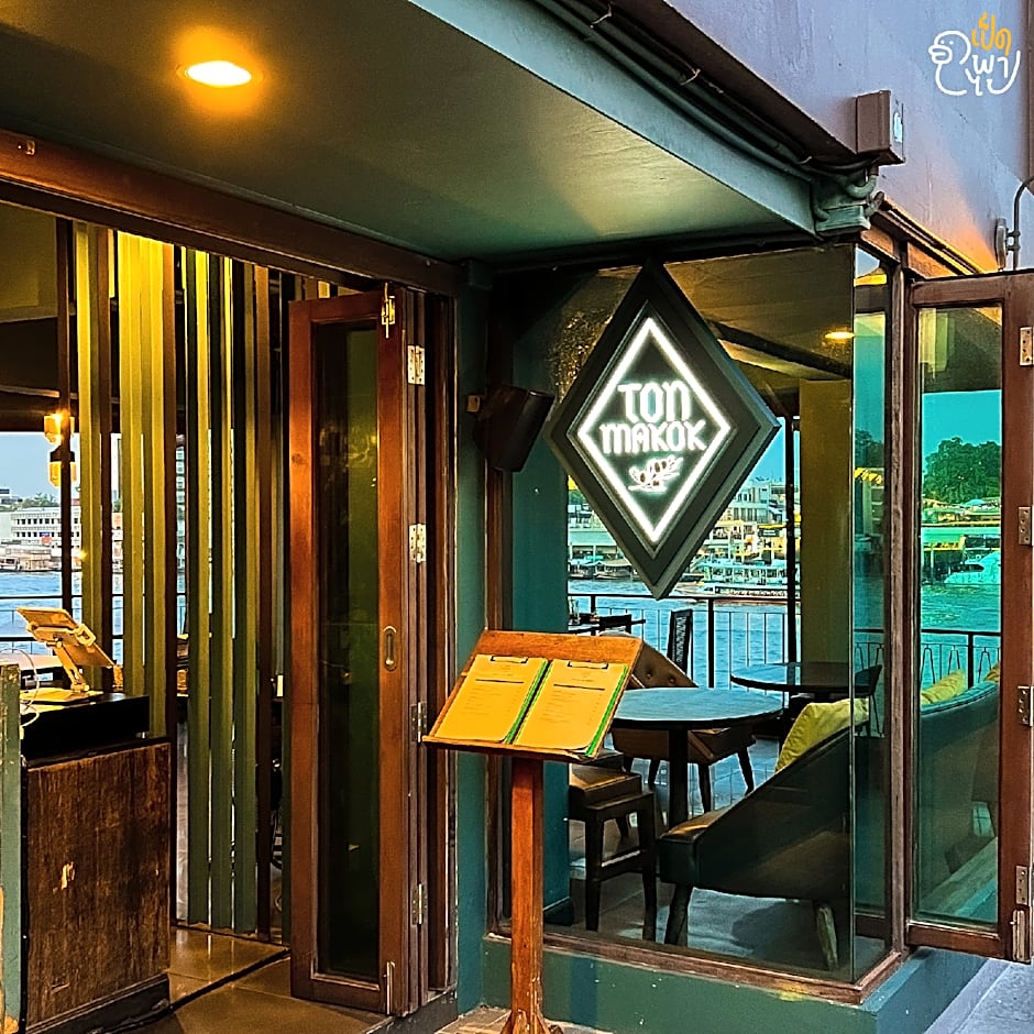 Baan Wanglang Riverside