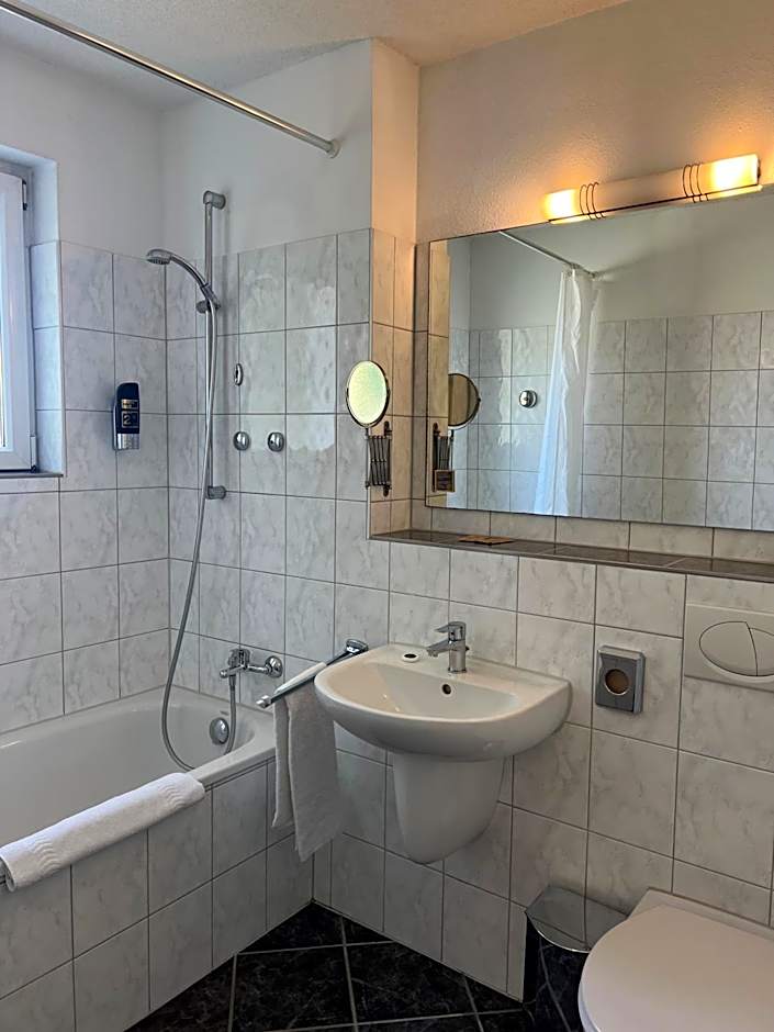 Runas Air Muc Park Sleep & Fly