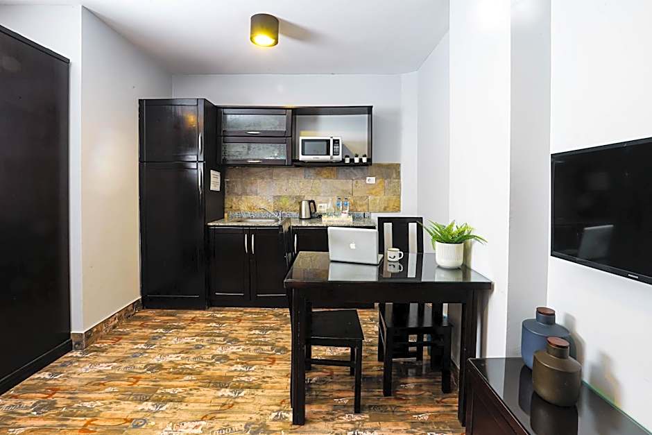 NewCity Hotel & Suites