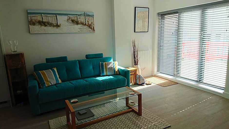 17 Woolacombe The Byron