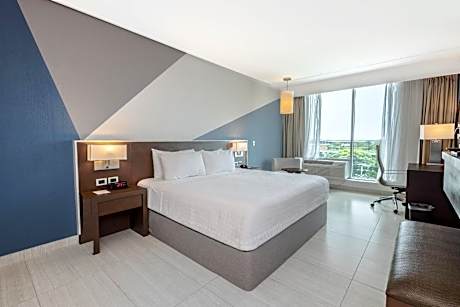 Standard King Room with Pool View