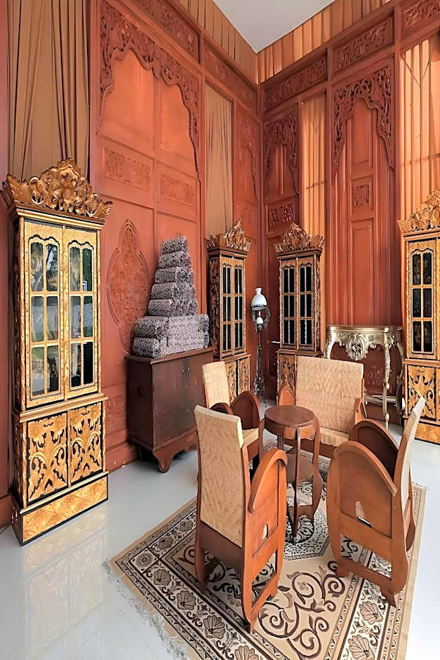 Horison Nindya Semarang