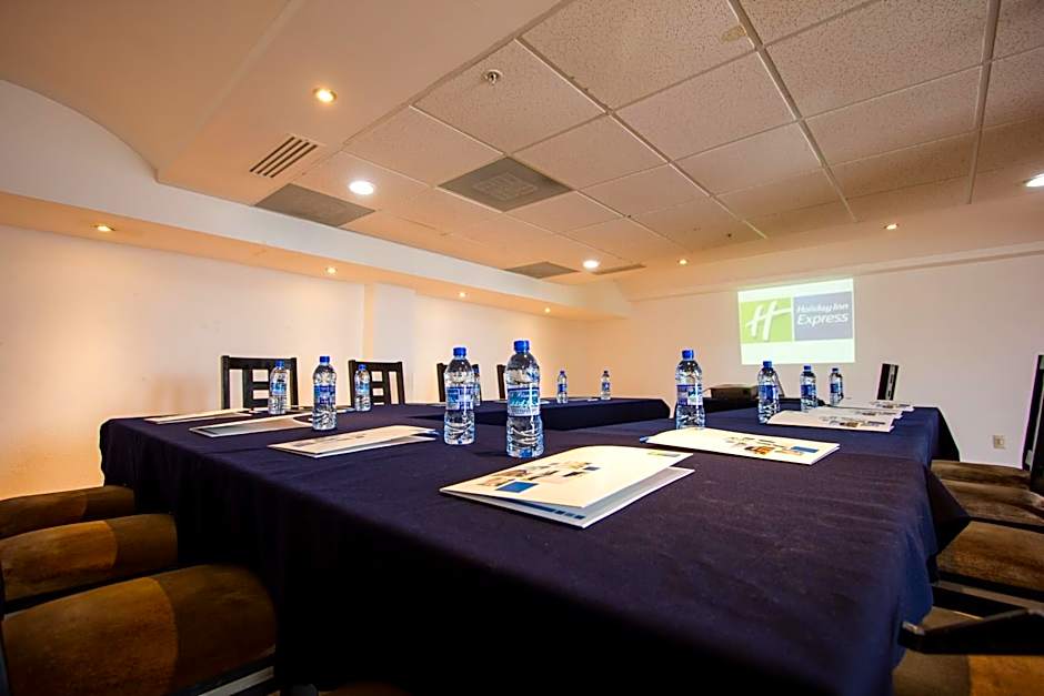 Holiday Inn Express Nuevo Laredo By IHG
