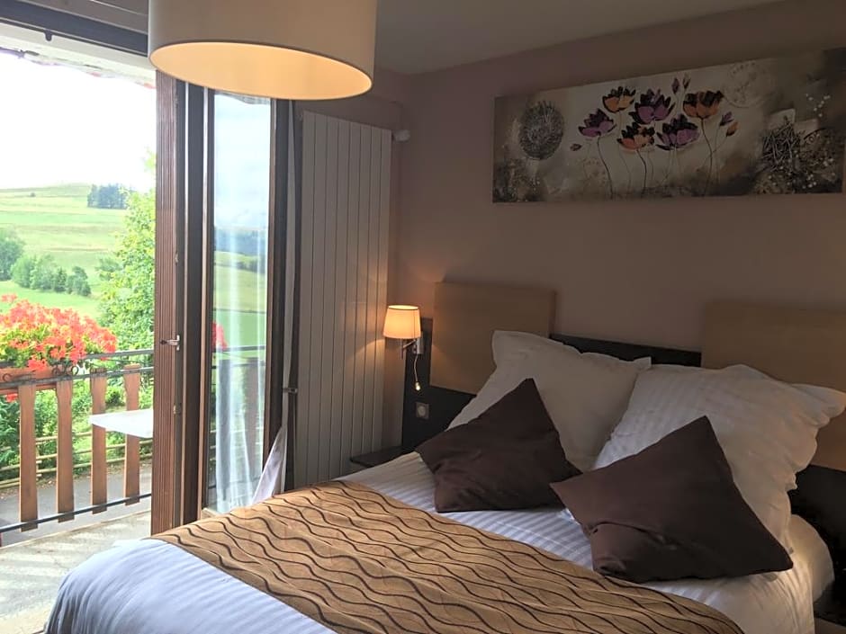 Auberge de la Petite Ferme, Super-Besse Est, The Originals Relais