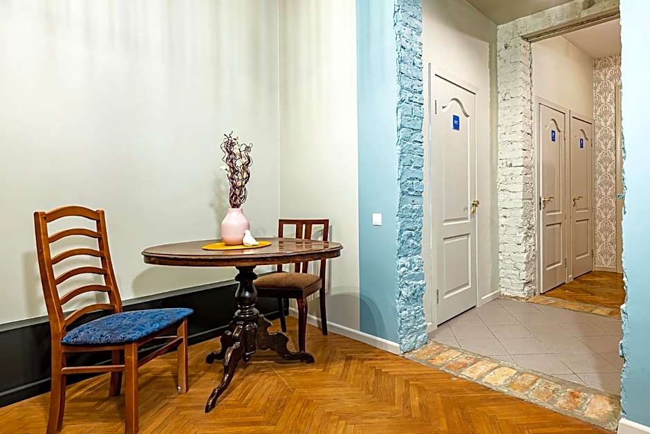 Blue Bird Boutique Hostel - Riga Old Town