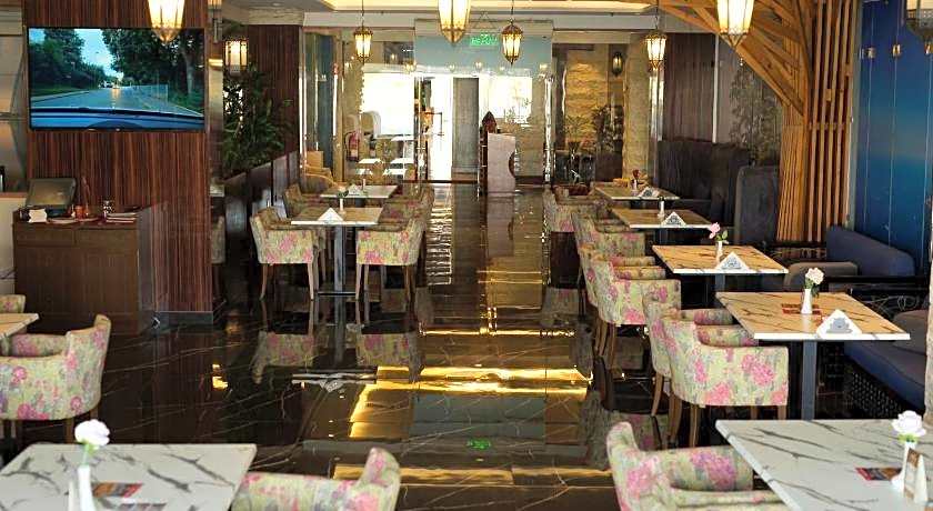 Ramada Resort by Wyndham Manama Seef