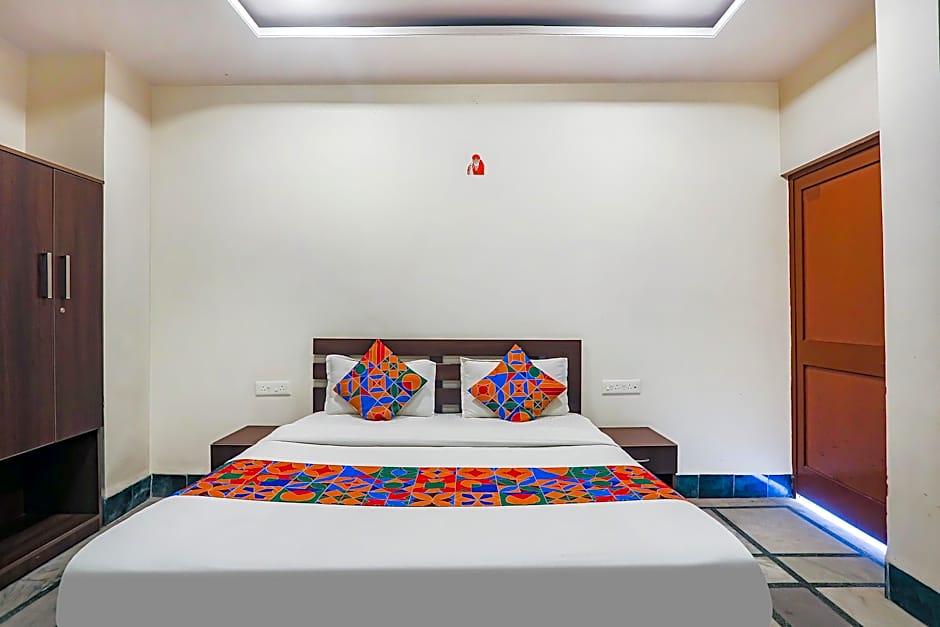 Super Deluxe Guest House by OYO Rooms – Nagpur, OH