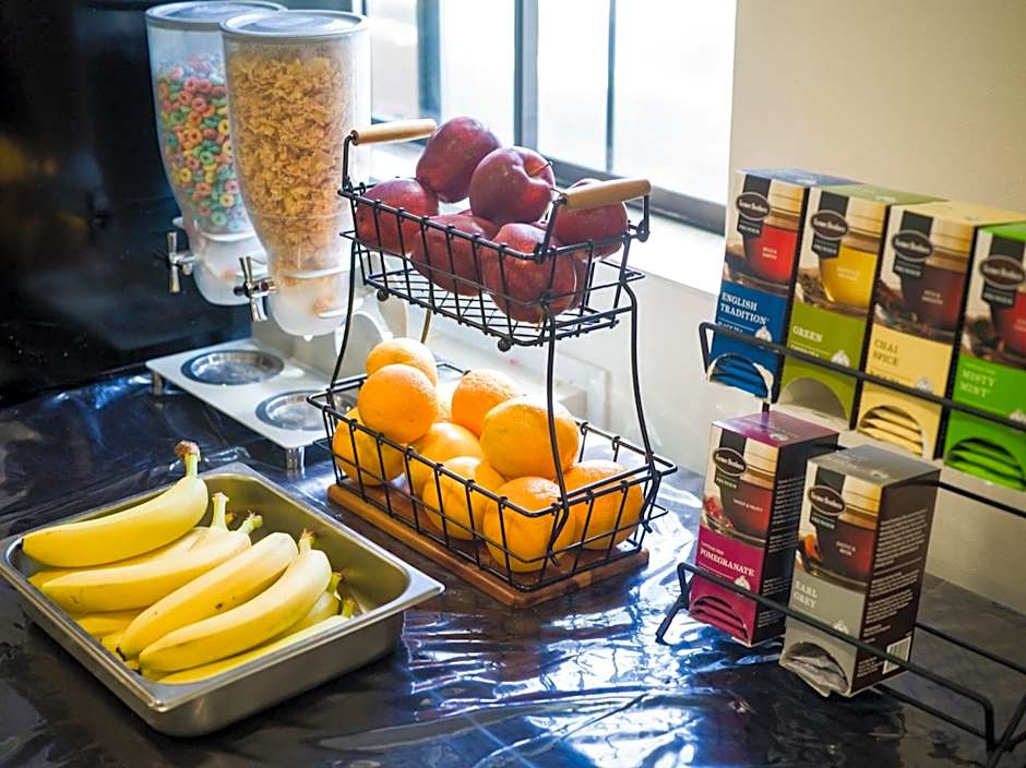 Quality Inn & Suites Camarillo-Oxnard