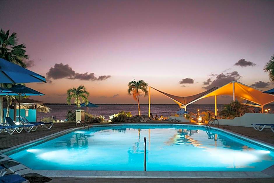 Captain Don's Habitat