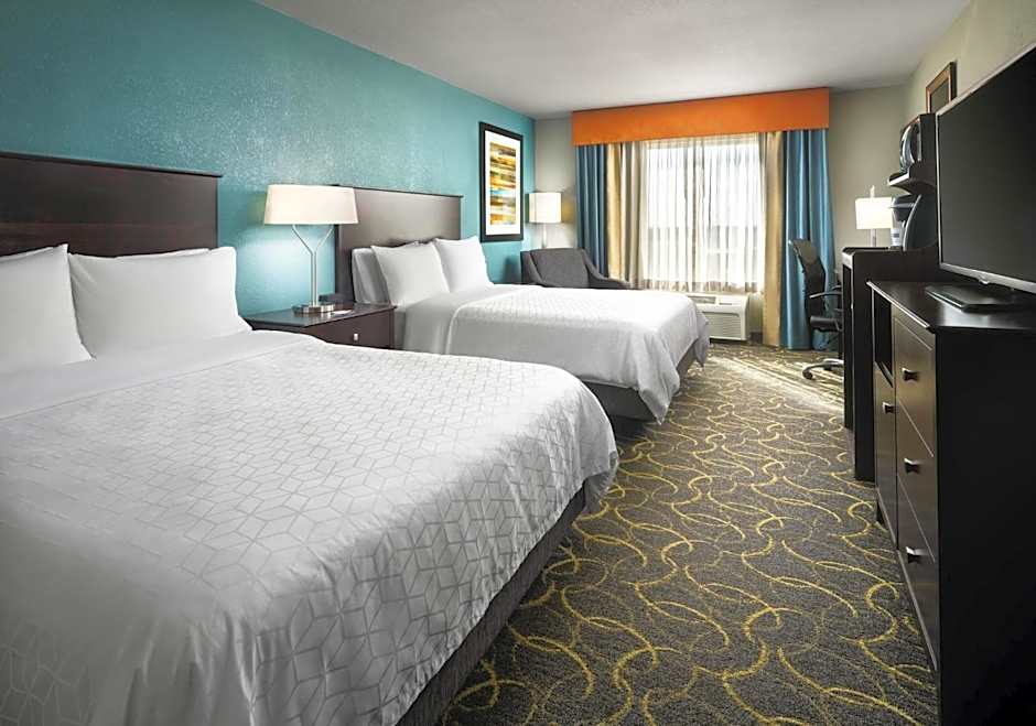 Holiday Inn Express & Suites DFW Airport - Grapevine By IHG