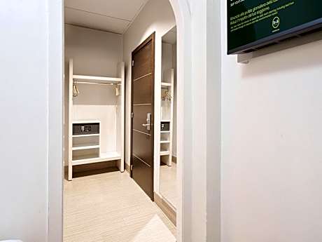 Economy Single Room