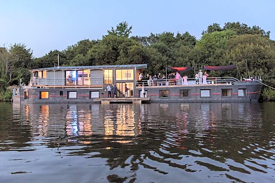 La Rivière House - Péniche Carpe Diem