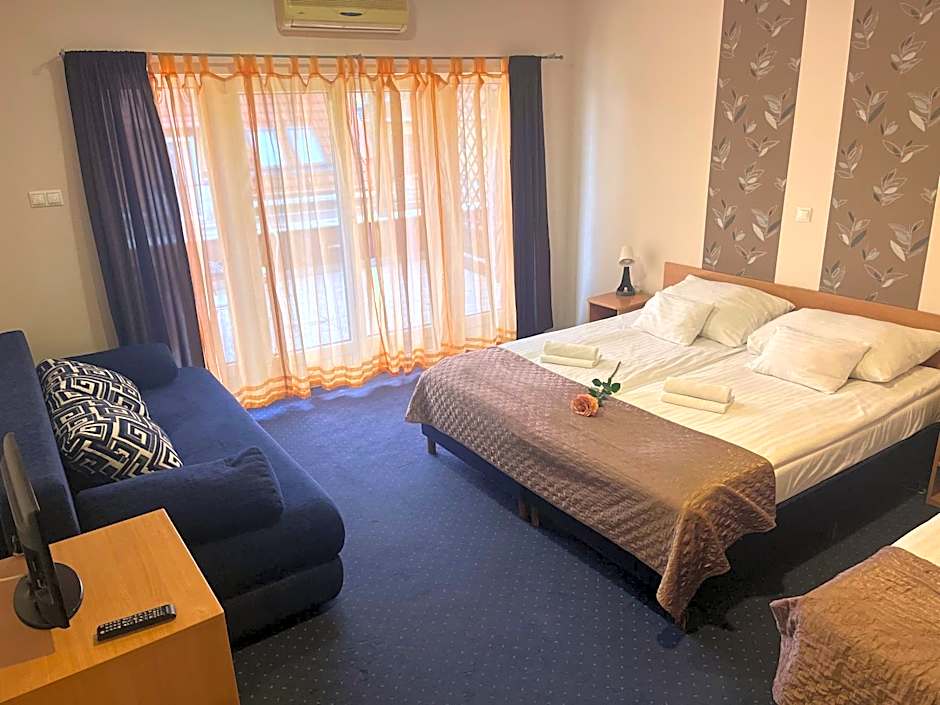 Hotel Rose City
