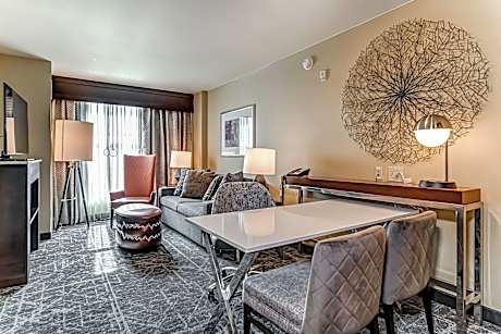 2 Room Suite-2 Queen Beds-Nonsmoking