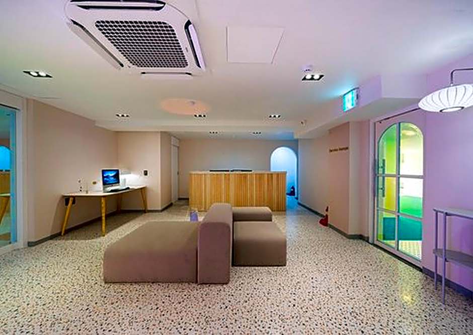 Knockin Hotel Daejeon by Aank