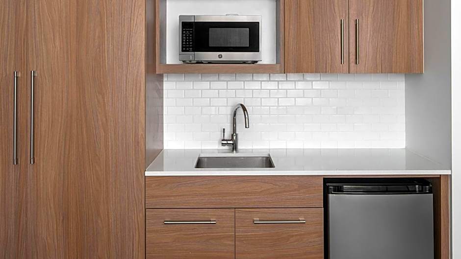 Element Tampa Midtown