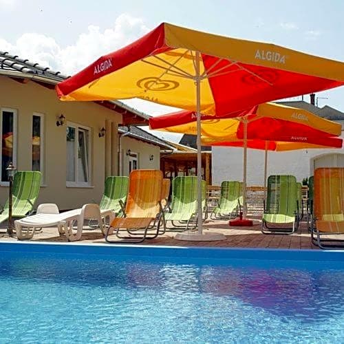 Viktor Bor- és Vendégház****