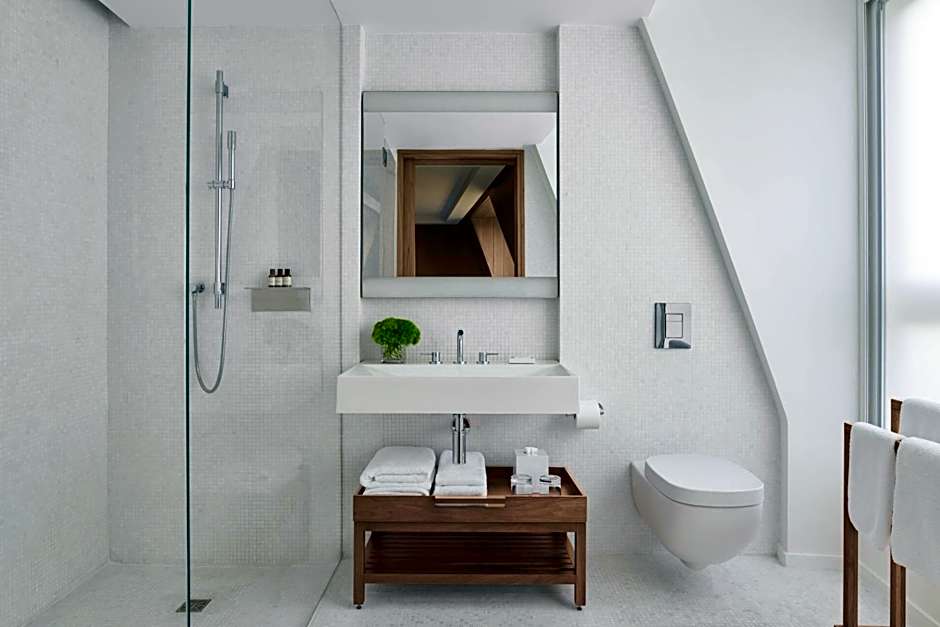 The London EDITION by Marriott