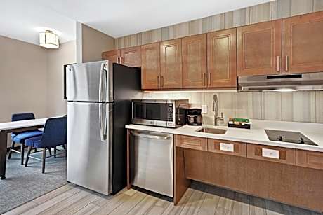 King Suite - Hearing Accessible