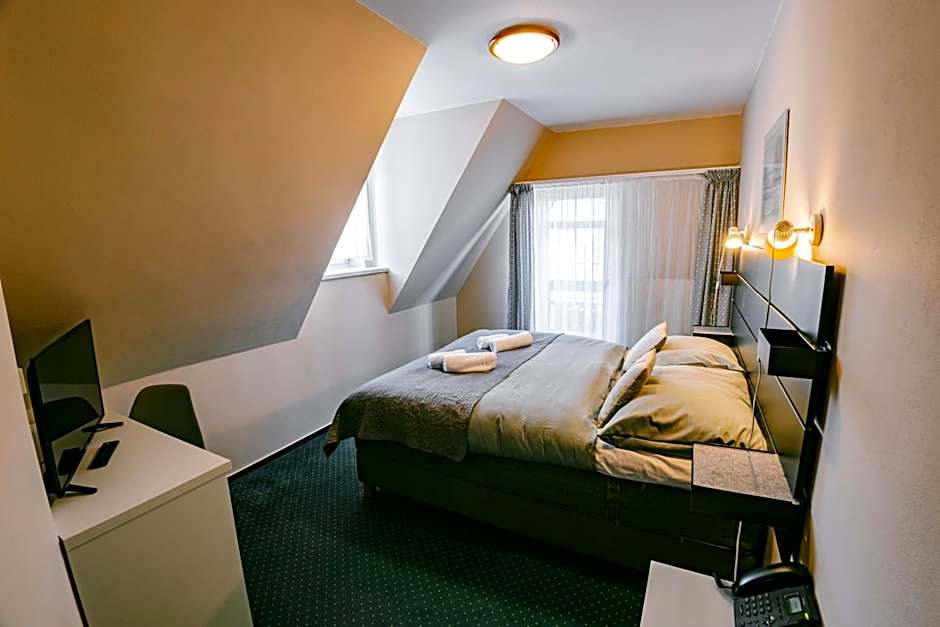 Greenwood hotel