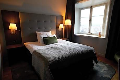 Compact Double Room
