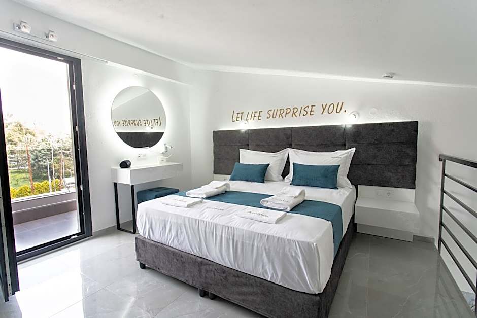 Aeonian Luxury Suites Asprovalta, Adults Only & Kids 12 Plus