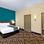 La Quinta Inn & Suites by Wyndham Midland North