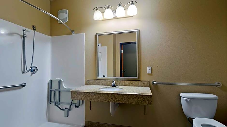 Best Western Plus Port of Camas-Washougal Convention Center