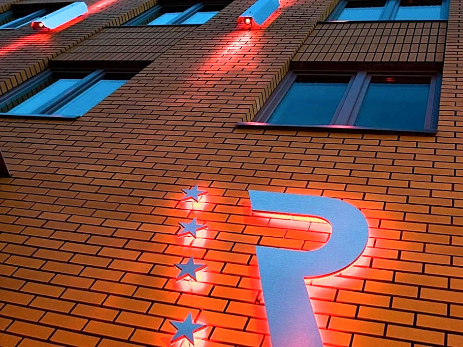 Royal Park Boutique Hotel