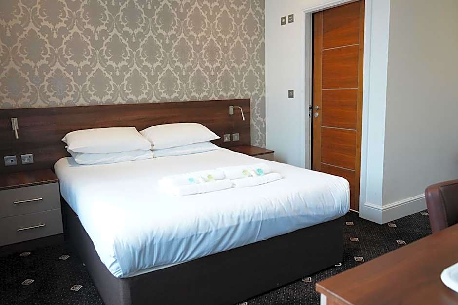Marlborough Hotel