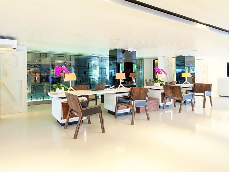 Double-Six Luxury Hotel Seminyak