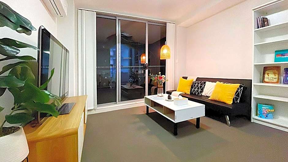 MetaWise 2BR Apartment in Heart of Hurlstone Park