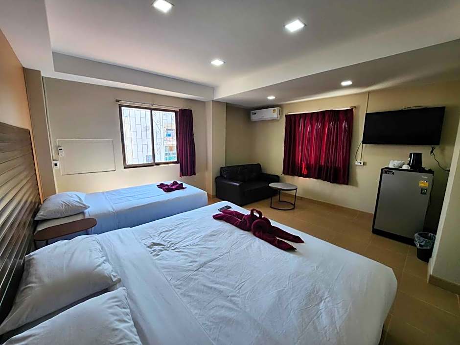 White Rose​ Hotel​ II​