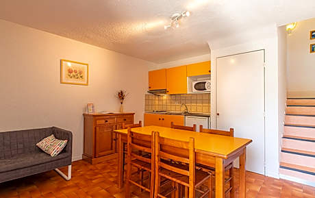 2 bedroom apartment 5 persons