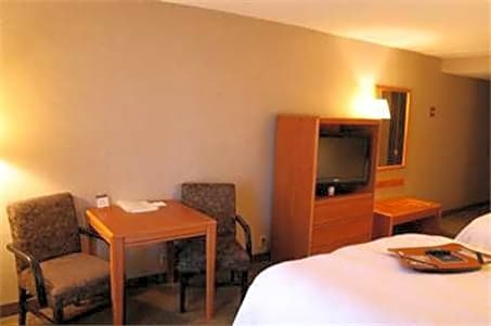 Hampton Inn Columbus/Taylorsville