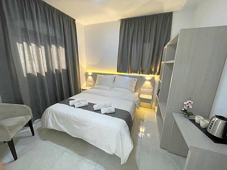 La Veranda Hotel