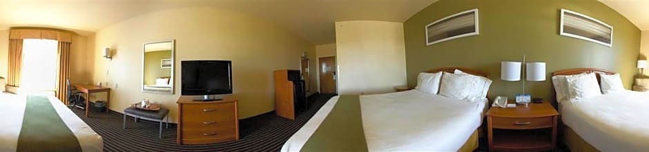 Holiday Inn Express Hotel and Suites Bastrop