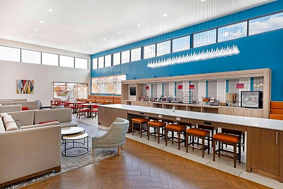 Best Western Plus Executive Residency Carlsbad Hotel