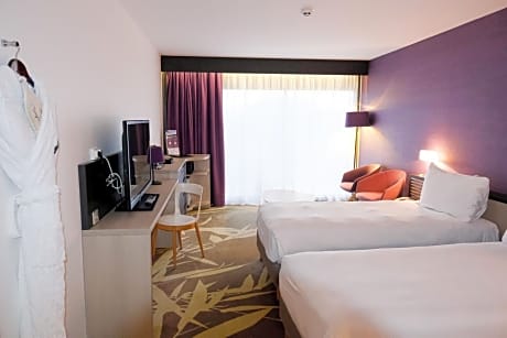 Twin Room with City View
