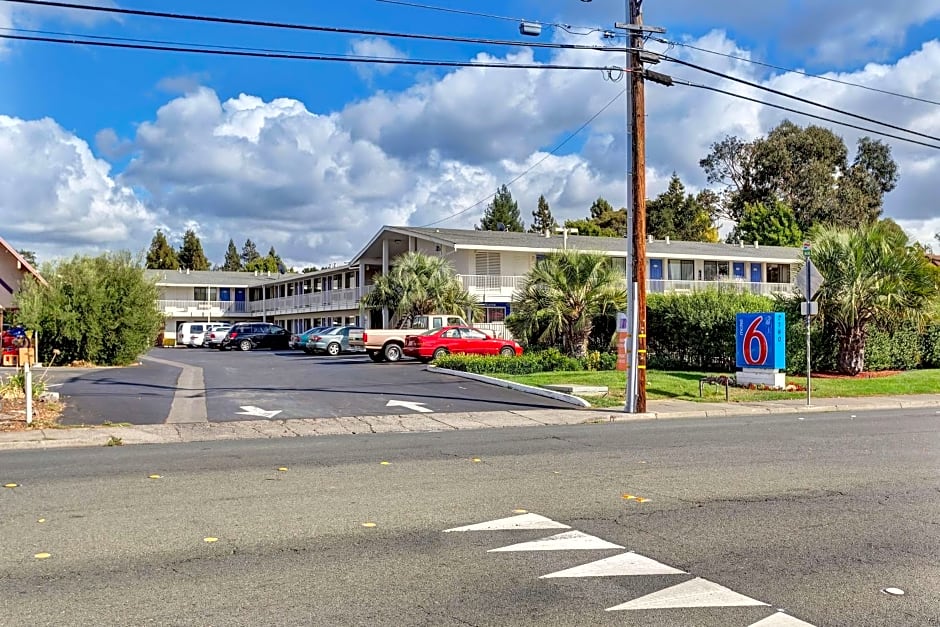 Motel 6-Santa Rosa, CA - South