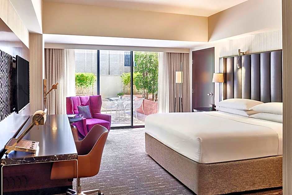 Sheraton Grand Los Angeles