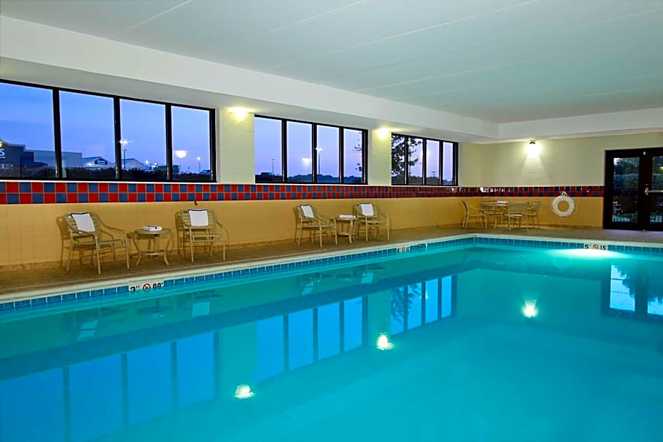 Hampton Inn By Hilton & Suites Madisonville