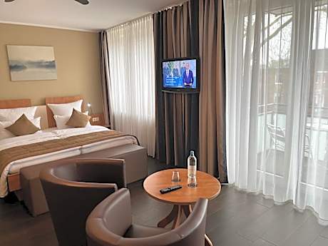 Deluxe Double Room with Balcony