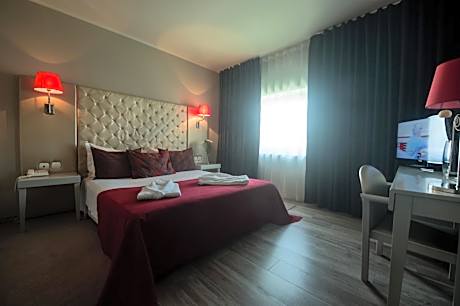 Double Room with Spa Bath