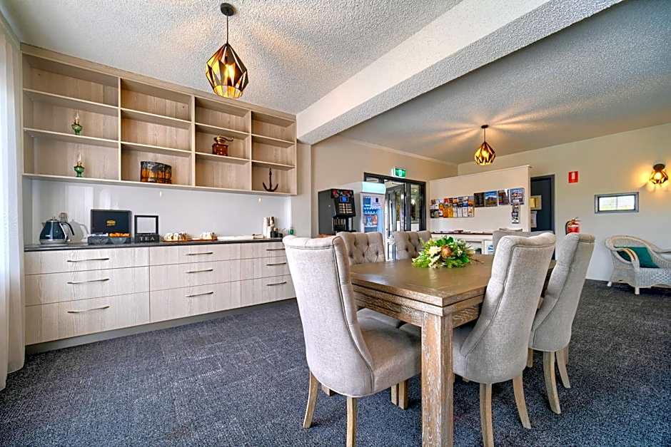 Albany Motel & Apartments