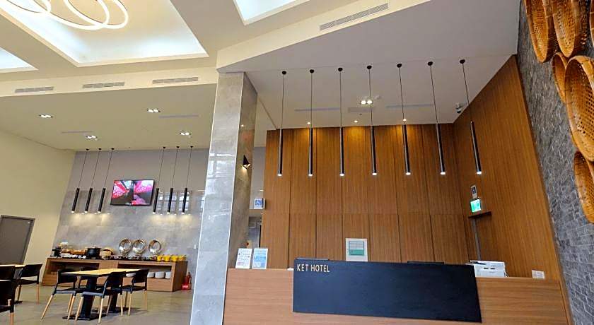 Ket Hotel