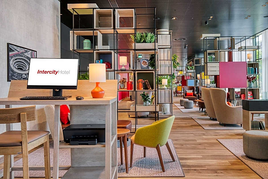 IntercityHotel Amsterdam Airport